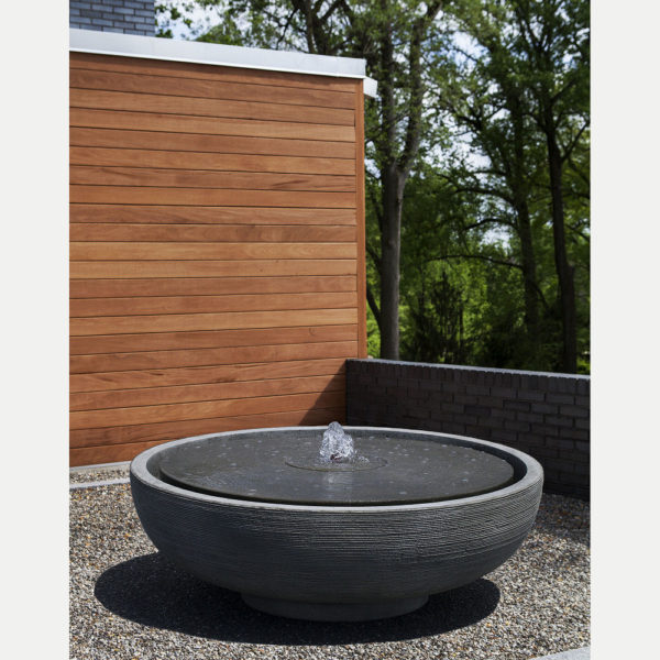 Kinsey Garden Decor Girona Water Fountain Large