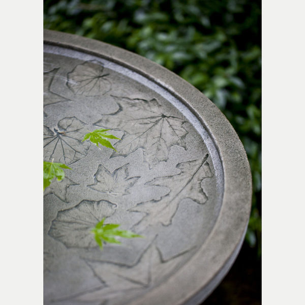 Kinsey Garden Decor Autumn Leaves Fountain