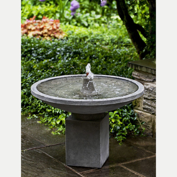 Kinsey Garden Decor Autumn Leaves Fountain
