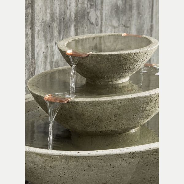 Kinsey Garden Decor Carrera Oval Fountain