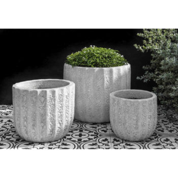 Kinsey Garden Decor Maris Planter White Coral