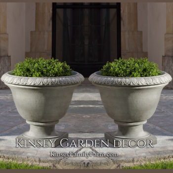 Kinsey Garden Decor Easton Urn Planter set