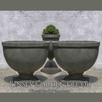 Kinsey Garden Decor Huntington Urns small