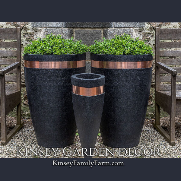 Kinsey Garden Decor Moderne Tapered Tall Outdoor Planters