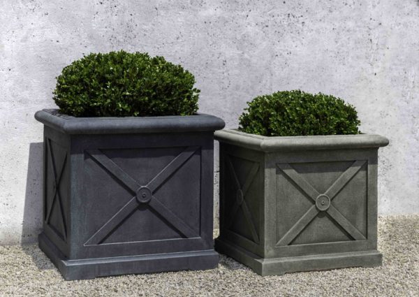 Kinsey Garden Decor Montparnasse Planter Large