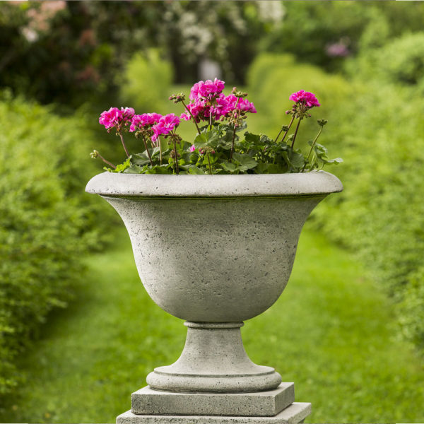 Kinsey Garden Decor Fairfield Urn Planter