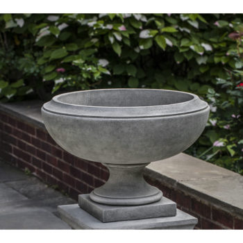 Kinsey Garden Decor Jensen Urn Planter