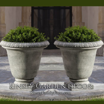 Kinsey Garden Decor Planter Millbridge Urn