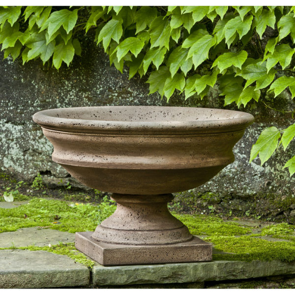 Kinsey Garden Decor Newberry Urn Planter