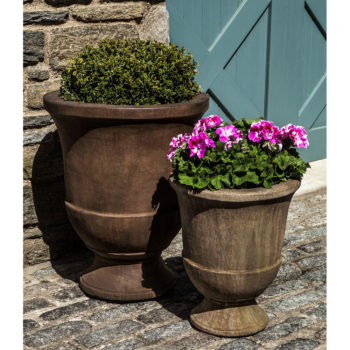 Kinsey Garden Decor Pascal Urn Planters