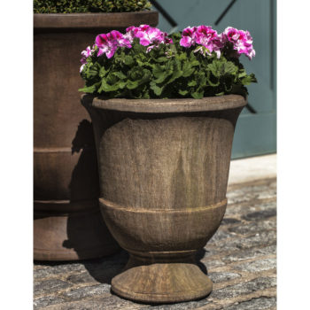 Kinsey Garden Decor Pascal Urn Planter