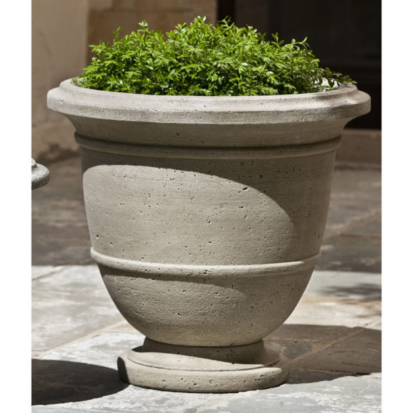 Kinsey Garden Decor Relais Urn Planter