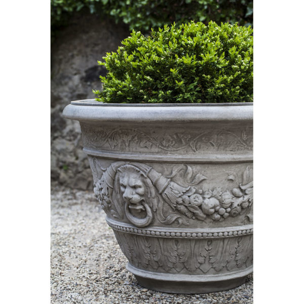 Kinsey Garden Decor Planter Rosecliff