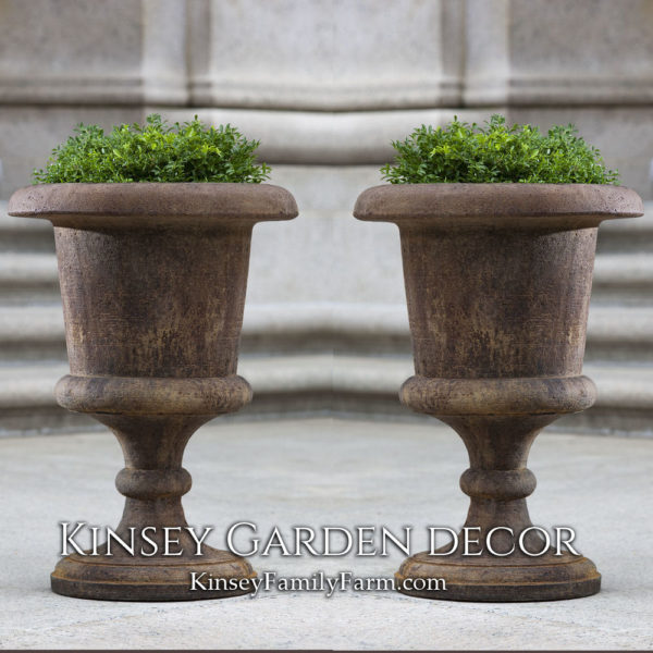 Kinsey Garden Decor Planter Smithsonian Goblet