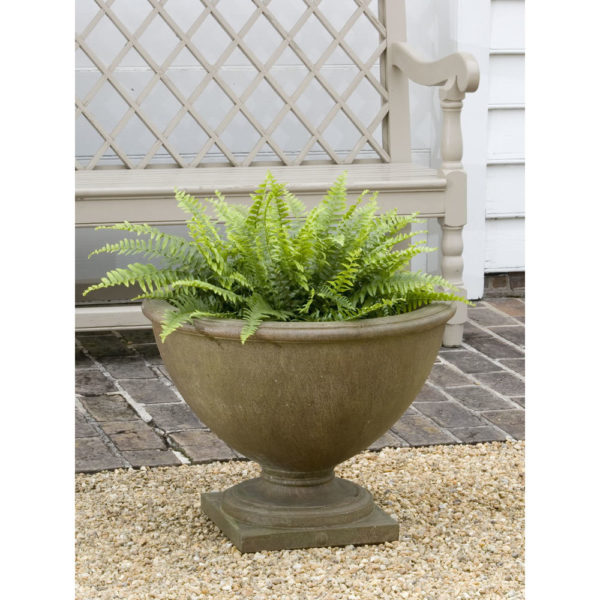 Kinsey Garden Decor Bassett Hall Urn