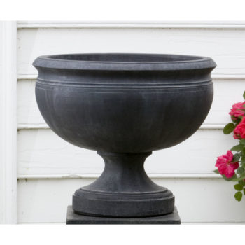 Kinsey Garden Decor Williamsburg Plantation Urn