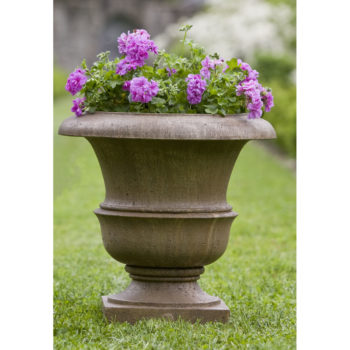 Kinsey Garden Decor Williamsburg Wren Planter