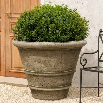 Kinsey Garden Decor Rustic Rolled Rim planter