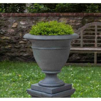 Kinsey Garden Decor St James Urn Large