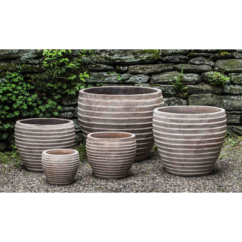 Ipanema Large Terra Cotta Outdoor Plant Pots