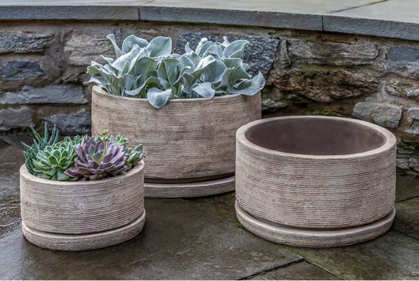 Kinsey Garden Decor Sgraffito Low Planter Antico Terra Cotta